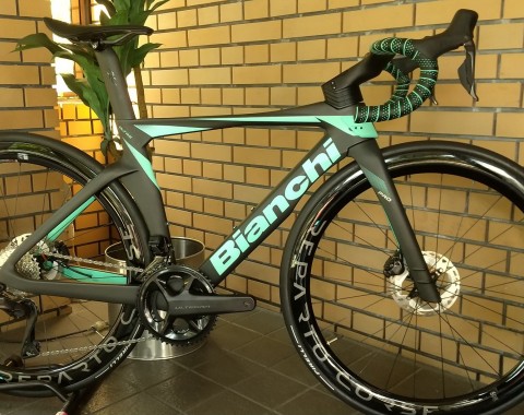 Bianchi Oltre Proサムネイル