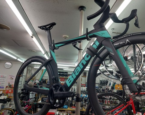 Bianchi Oltre PROサムネイル